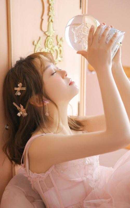 为了活命，我上交了光刻机