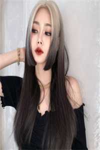 诡异复苏：我的女友是诡异热门小说
